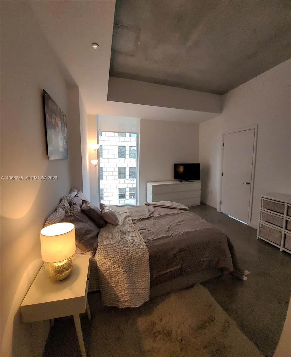 151 Se 1st St 801, Miami, Florida 33131, Miami, Florida 33131, 2 Bedrooms Bedrooms, ,2 BathroomsBathrooms,Residential Lease,For Rent,151 Se 1st St 801, Miami, Florida 33131,A11986255