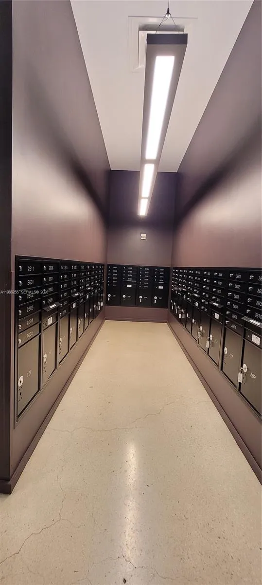 151 Se 1st St 801, Miami, Florida 33131, Miami, Florida 33131, 2 Bedrooms Bedrooms, ,2 BathroomsBathrooms,Residential Lease,For Rent,151 Se 1st St 801, Miami, Florida 33131,A11986255