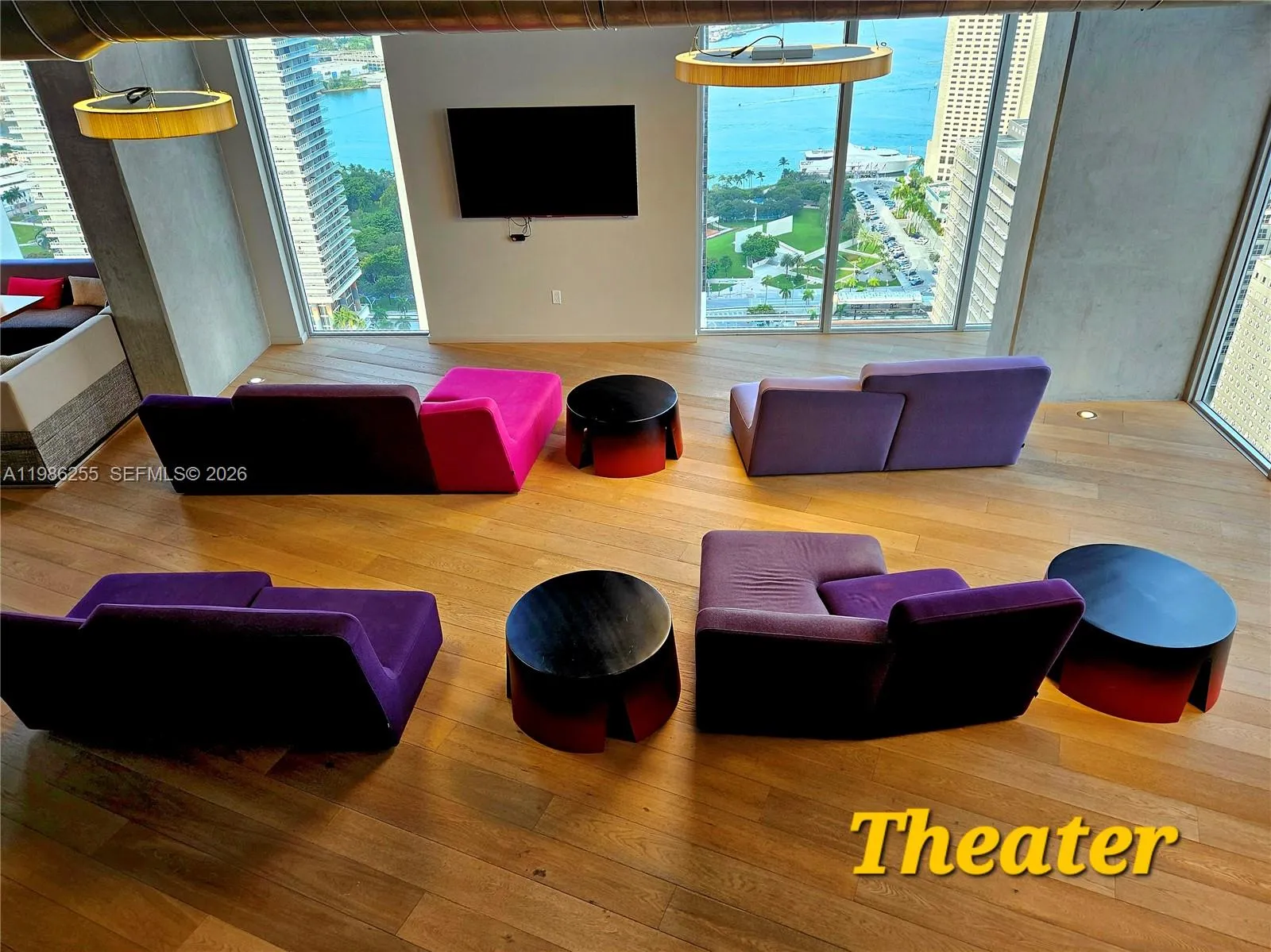 151 Se 1st St 801, Miami, Florida 33131, Miami, Florida 33131, 2 Bedrooms Bedrooms, ,2 BathroomsBathrooms,Residential Lease,For Rent,151 Se 1st St 801, Miami, Florida 33131,A11986255