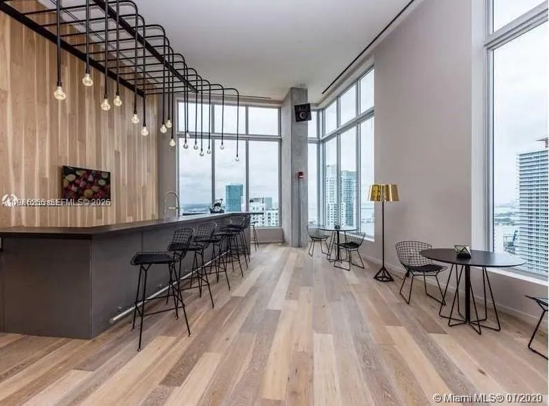 151 Se 1st St 801, Miami, Florida 33131, Miami, Florida 33131, 2 Bedrooms Bedrooms, ,2 BathroomsBathrooms,Residential Lease,For Rent,151 Se 1st St 801, Miami, Florida 33131,A11986255