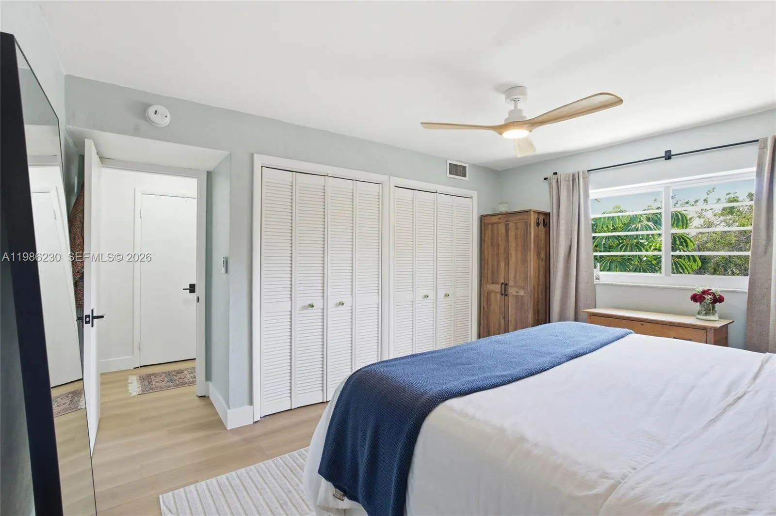 1100 11th St 405, Miami Beach, Florida 33139, Miami Beach, Florida 33139, 2 Bedrooms Bedrooms, ,1 BathroomBathrooms,Residential Lease,For Rent,1100 11th St 405, Miami Beach, Florida 33139,A11986230