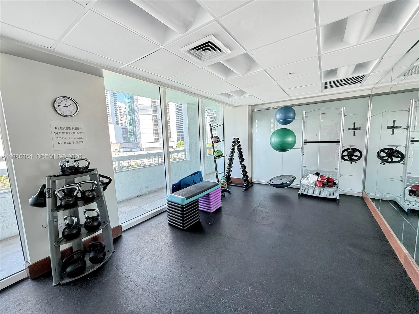 41 Se 5th St 602, Miami, Florida 33131, Miami, Florida 33131, 2 Bedrooms Bedrooms, ,2 BathroomsBathrooms,Residential Lease,For Rent,41 Se 5th St 602, Miami, Florida 33131,A11986364