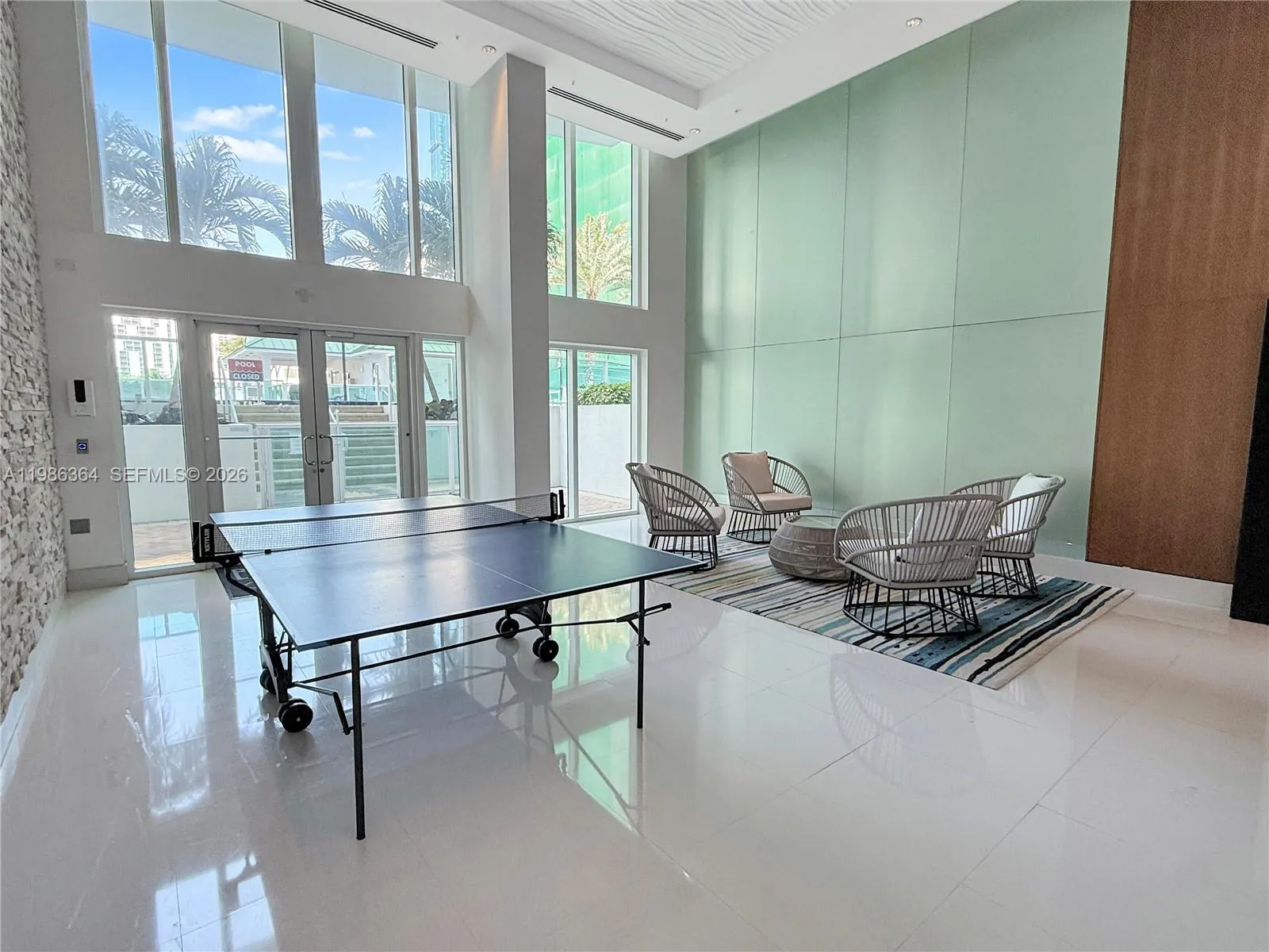 41 Se 5th St 602, Miami, Florida 33131, Miami, Florida 33131, 2 Bedrooms Bedrooms, ,2 BathroomsBathrooms,Residential Lease,For Rent,41 Se 5th St 602, Miami, Florida 33131,A11986364