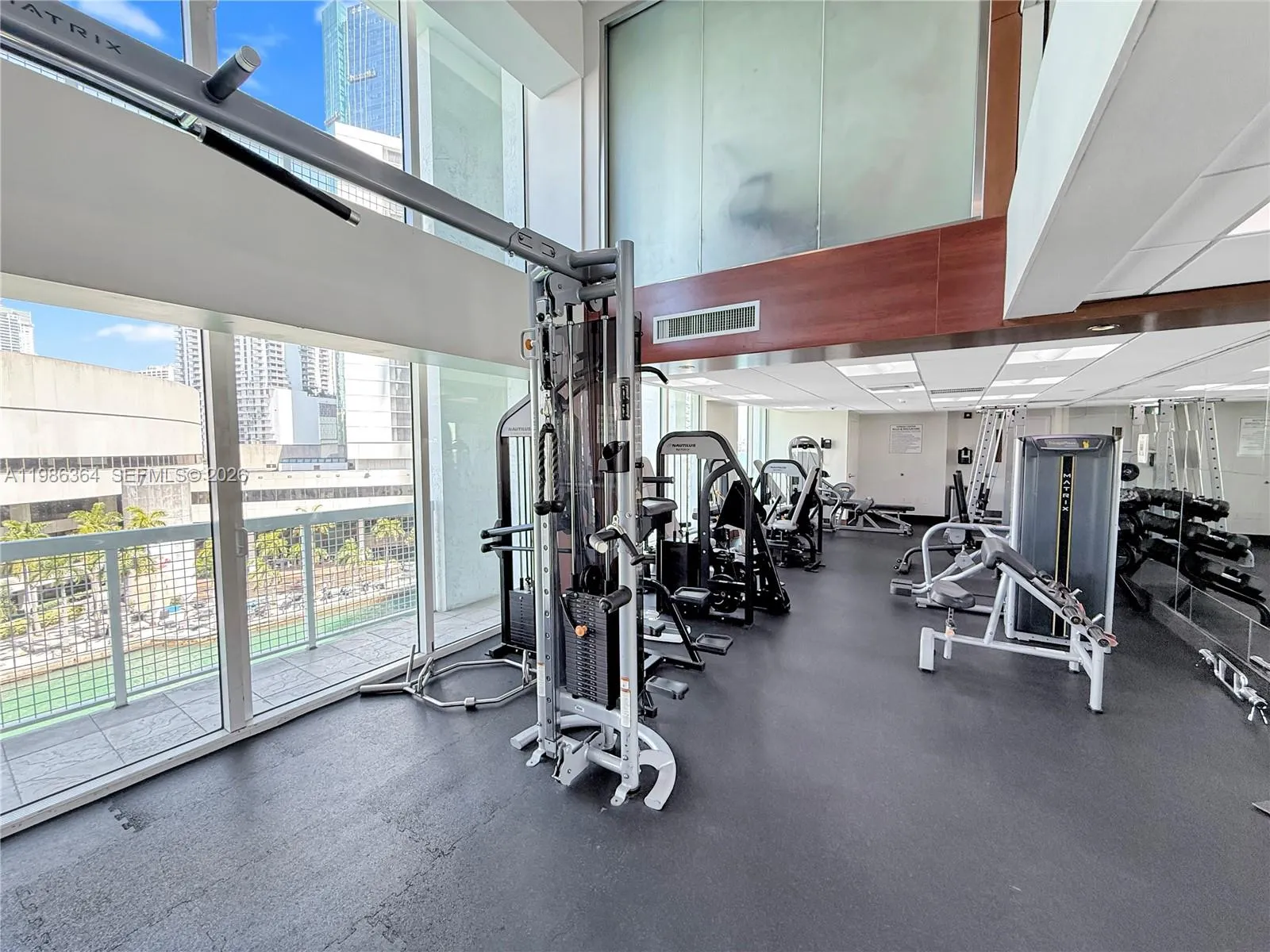 41 Se 5th St 602, Miami, Florida 33131, Miami, Florida 33131, 2 Bedrooms Bedrooms, ,2 BathroomsBathrooms,Residential Lease,For Rent,41 Se 5th St 602, Miami, Florida 33131,A11986364
