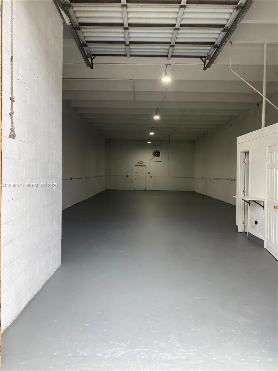 8274 W 8th Ave, Hialeah, Florida 33014, Hialeah, Florida 33014, ,Commercial Lease,For Rent,8274 W 8th Ave, Hialeah, Florida 33014,A11986376