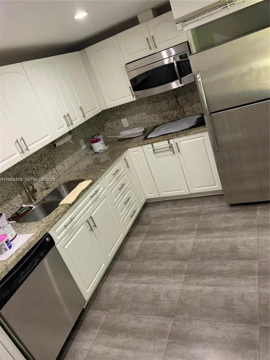 40 Olive Dr 1, Hialeah, Florida 33010, Hialeah, Florida 33010, 1 Bedroom Bedrooms, ,1 BathroomBathrooms,Residential Lease,For Rent,40 Olive Dr 1, Hialeah, Florida 33010,A11986378