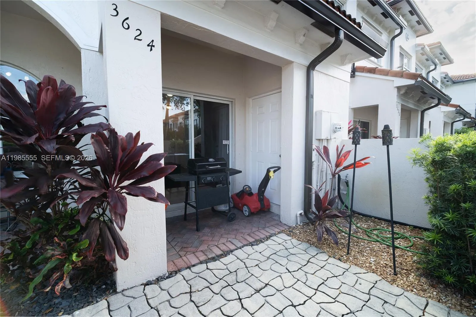 3624 Nw 29th Pl, Lauderdale Lakes, Florida 33311, Lauderdale Lakes, Florida 33311, 2 Bedrooms Bedrooms, ,2 BathroomsBathrooms,Residential,For Sale,3624 Nw 29th Pl, Lauderdale Lakes, Florida 33311,A11985555