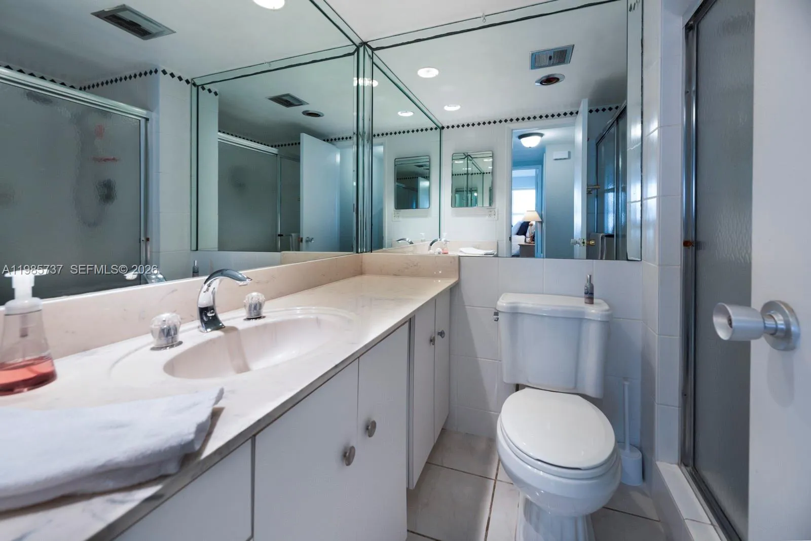 4010 Galt Ocean Dr 1701, Fort Lauderdale, Florida, Fort Lauderdale, Florida 33308, 2 Bedrooms Bedrooms, ,2 BathroomsBathrooms,Residential,For Sale,4010 Galt Ocean Dr 1701, Fort Lauderdale, Florida ,A11985737