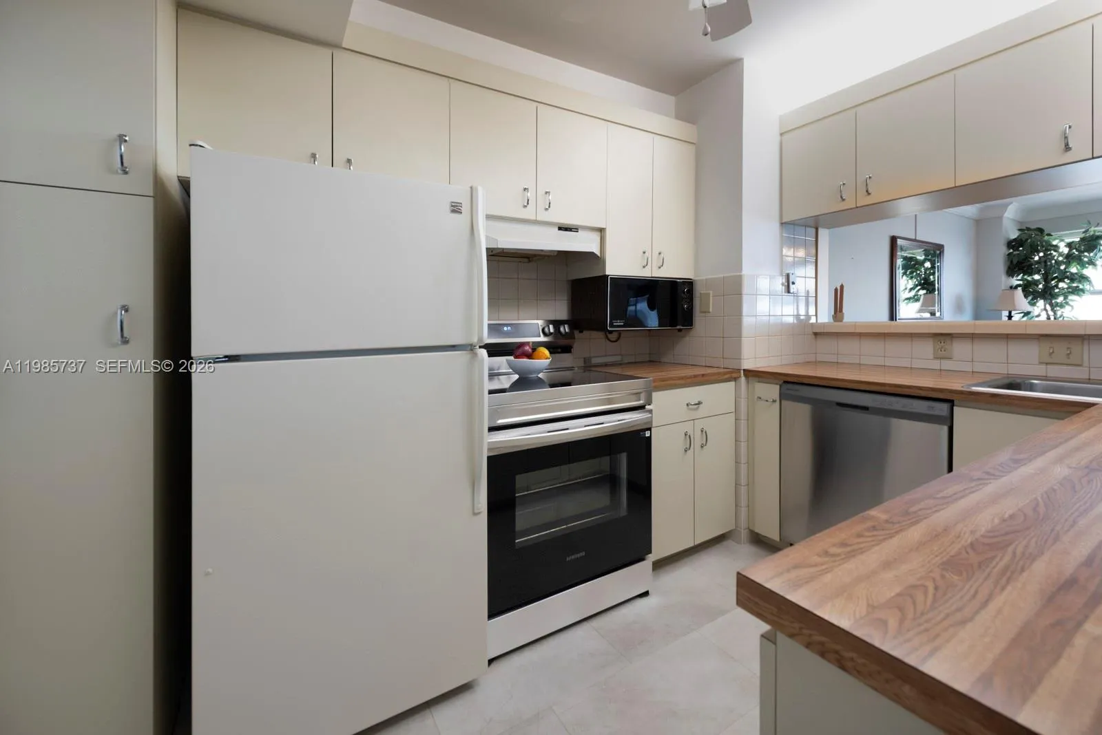 4010 Galt Ocean Dr 1701, Fort Lauderdale, Florida, Fort Lauderdale, Florida 33308, 2 Bedrooms Bedrooms, ,2 BathroomsBathrooms,Residential,For Sale,4010 Galt Ocean Dr 1701, Fort Lauderdale, Florida ,A11985737