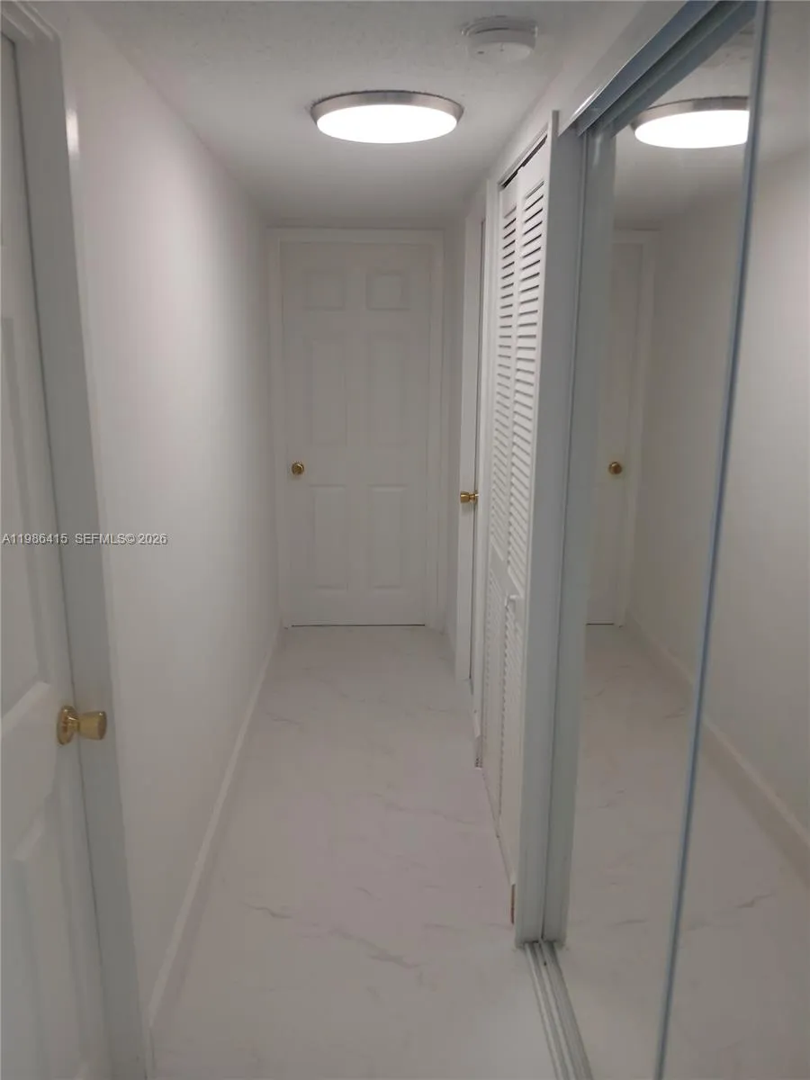 8405 Nw 8th St 311, Miami, Florida 33126, Miami, Florida 33126, 2 Bedrooms Bedrooms, ,2 BathroomsBathrooms,Residential Lease,For Rent,8405 Nw 8th St 311, Miami, Florida 33126,A11986415