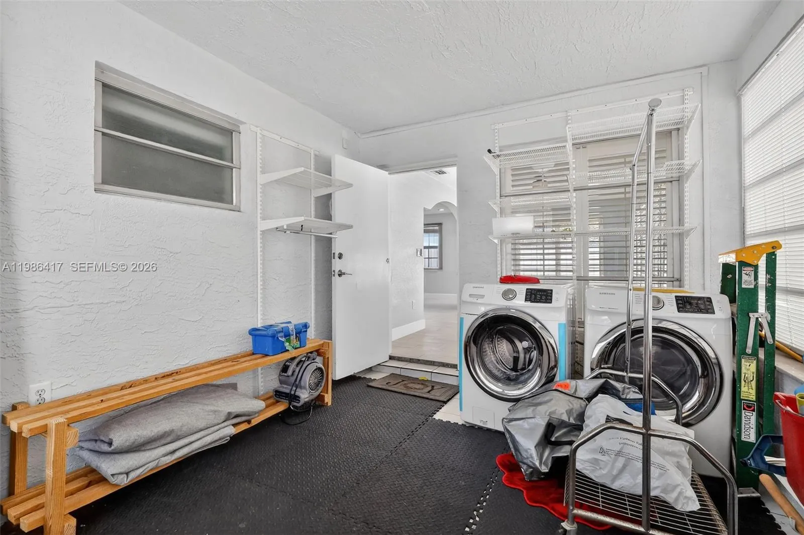 217 Se 5th St, Dania Beach, Florida 33004, Dania Beach, Florida 33004, 4 Bedrooms Bedrooms, ,3 BathroomsBathrooms,Residential Lease,For Rent,217 Se 5th St, Dania Beach, Florida 33004,A11986417