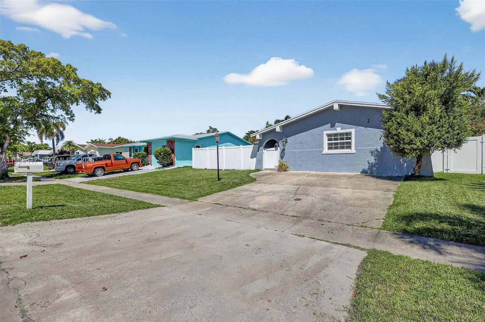 217 Se 5th St, Dania Beach, Florida 33004, Dania Beach, Florida 33004, 4 Bedrooms Bedrooms, ,3 BathroomsBathrooms,Residential Lease,For Rent,217 Se 5th St, Dania Beach, Florida 33004,A11986417