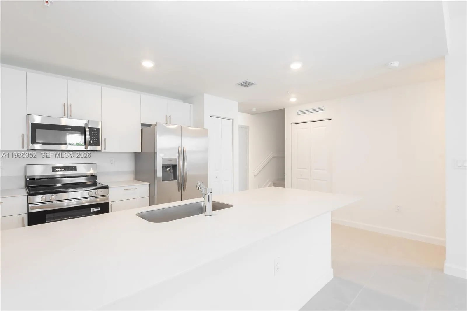 12476 Sw 248th St 8, Miami, Florida 33032, Miami, Florida 33032, 3 Bedrooms Bedrooms, ,3 BathroomsBathrooms,Residential Lease,For Rent,12476 Sw 248th St 8, Miami, Florida 33032,A11986352