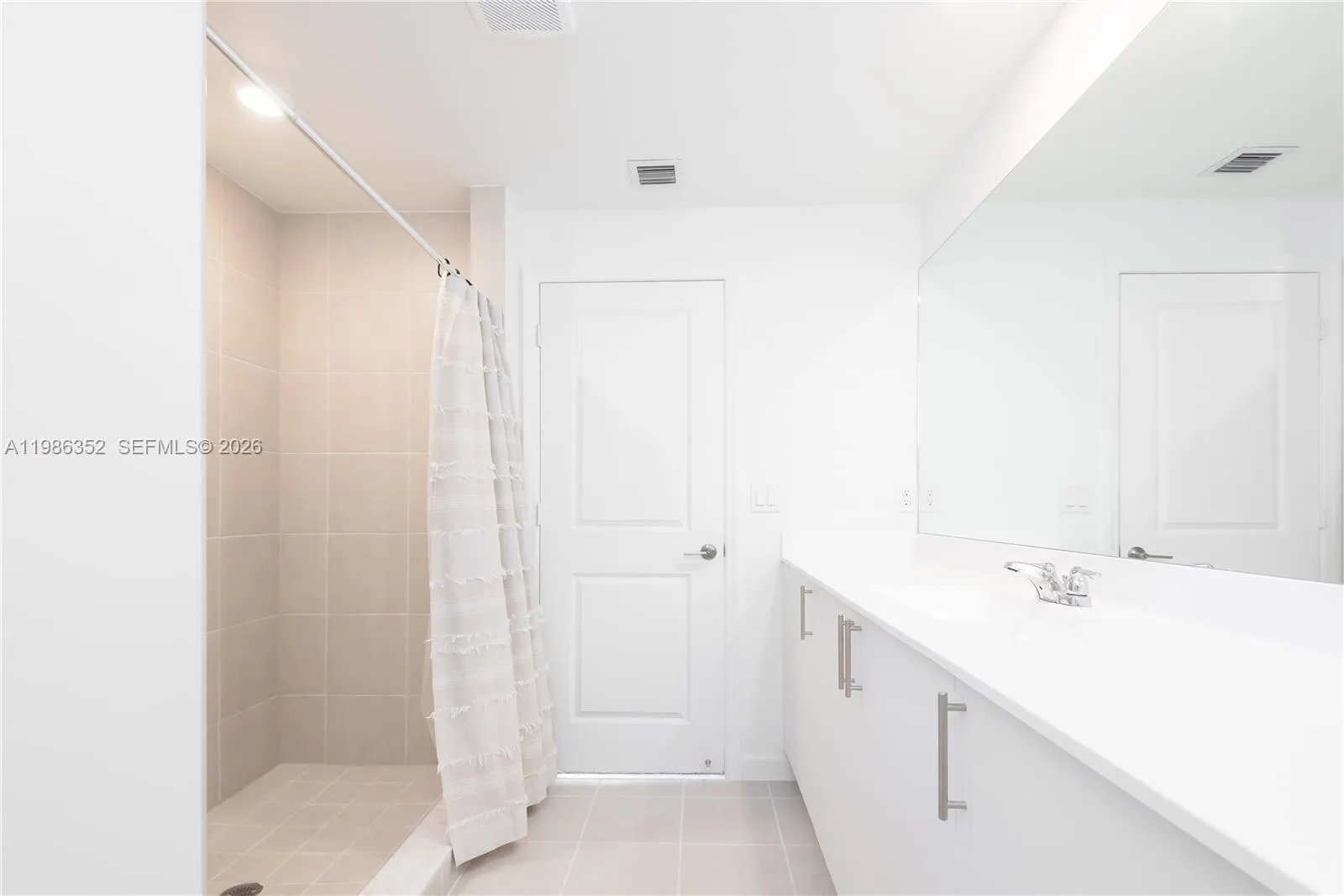 12476 Sw 248th St 8, Miami, Florida 33032, Miami, Florida 33032, 3 Bedrooms Bedrooms, ,3 BathroomsBathrooms,Residential Lease,For Rent,12476 Sw 248th St 8, Miami, Florida 33032,A11986352