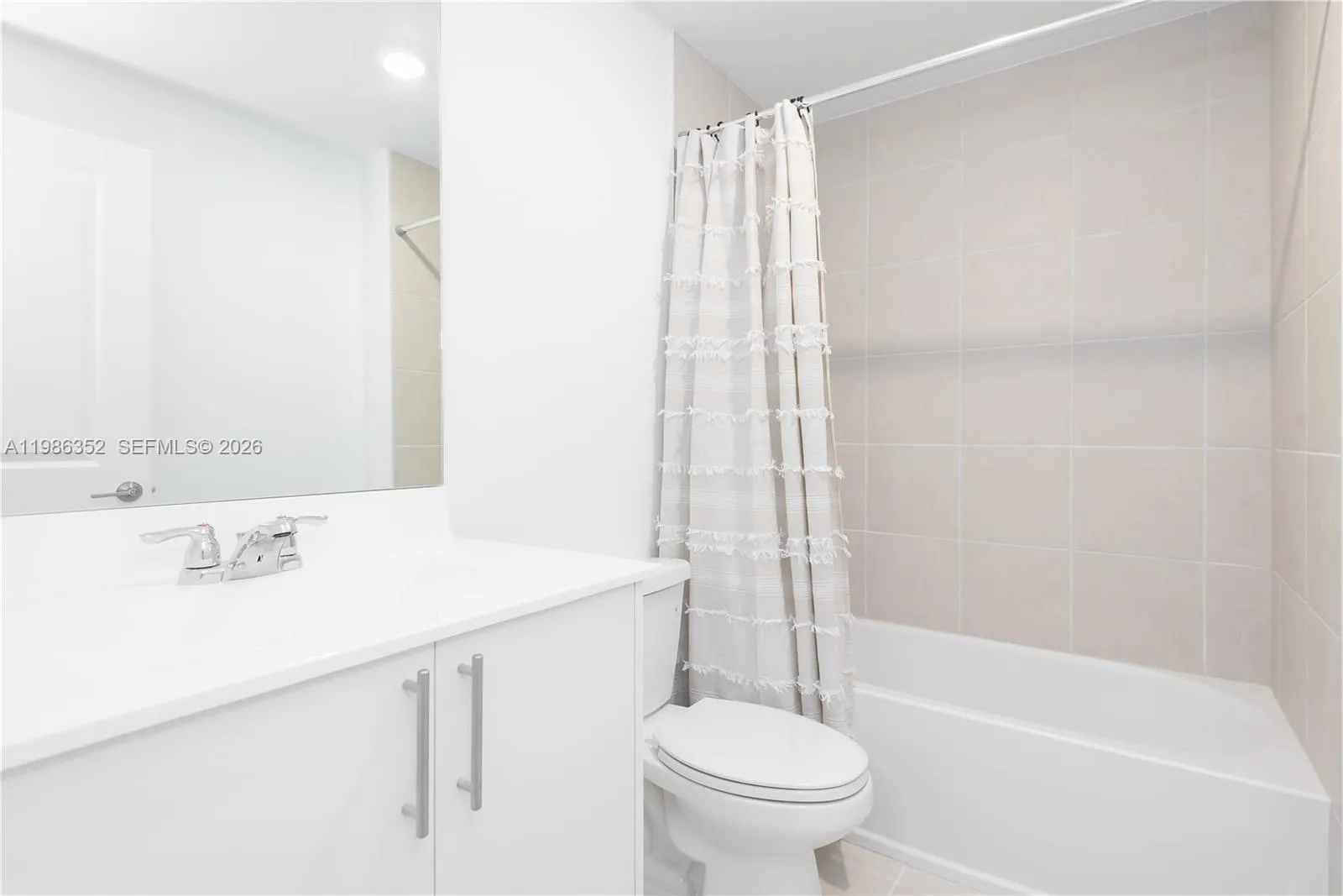 12476 Sw 248th St 8, Miami, Florida 33032, Miami, Florida 33032, 3 Bedrooms Bedrooms, ,3 BathroomsBathrooms,Residential Lease,For Rent,12476 Sw 248th St 8, Miami, Florida 33032,A11986352