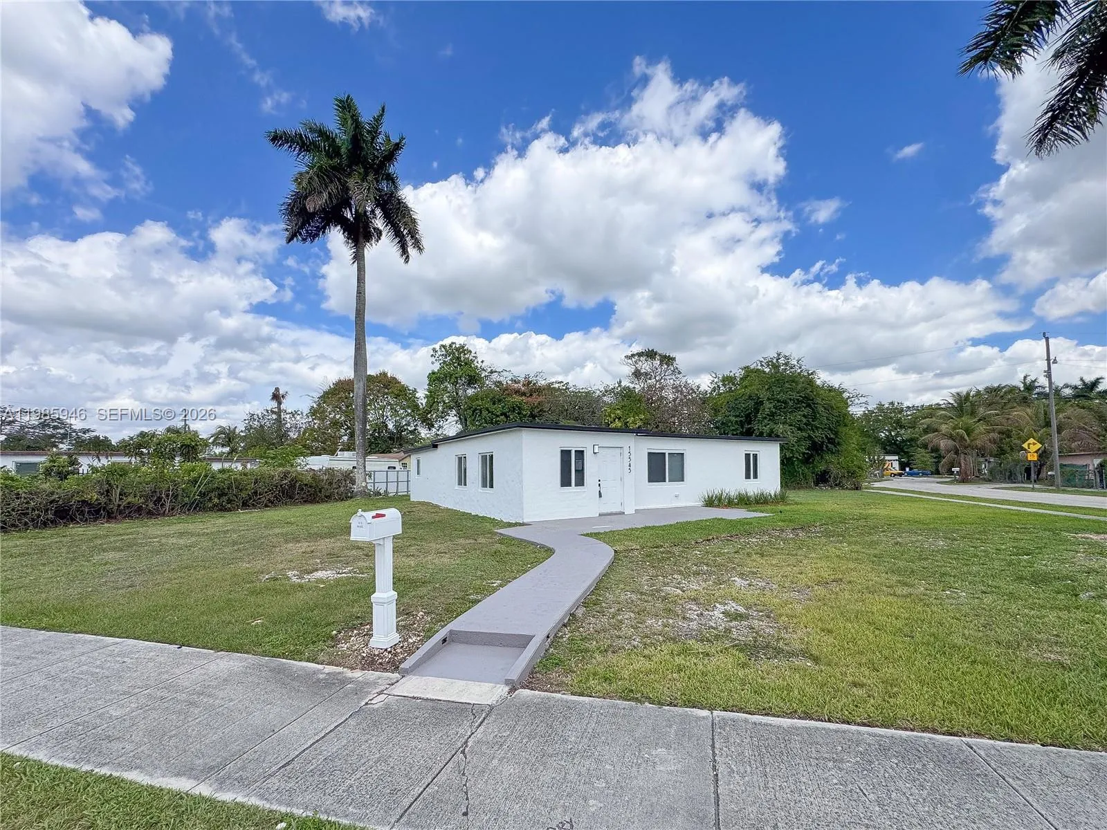 15545 Arizona Rd, Homestead, Florida 33033, Homestead, Florida 33033, 4 Bedrooms Bedrooms, ,2 BathroomsBathrooms,Residential,For Sale,15545 Arizona Rd, Homestead, Florida 33033,A11985946