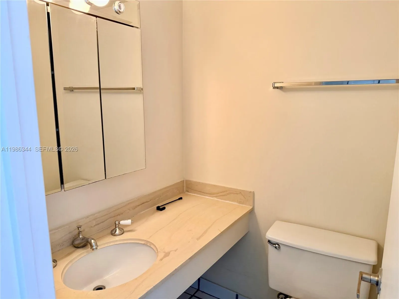 1985 S Ocean Dr 10a, Hallandale Beach, Florida 330, Hallandale Beach, Florida 33009, 1 Bedroom Bedrooms, ,1 BathroomBathrooms,Residential Lease,For Rent,1985 S Ocean Dr 10a, Hallandale Beach, Florida 330,A11986344