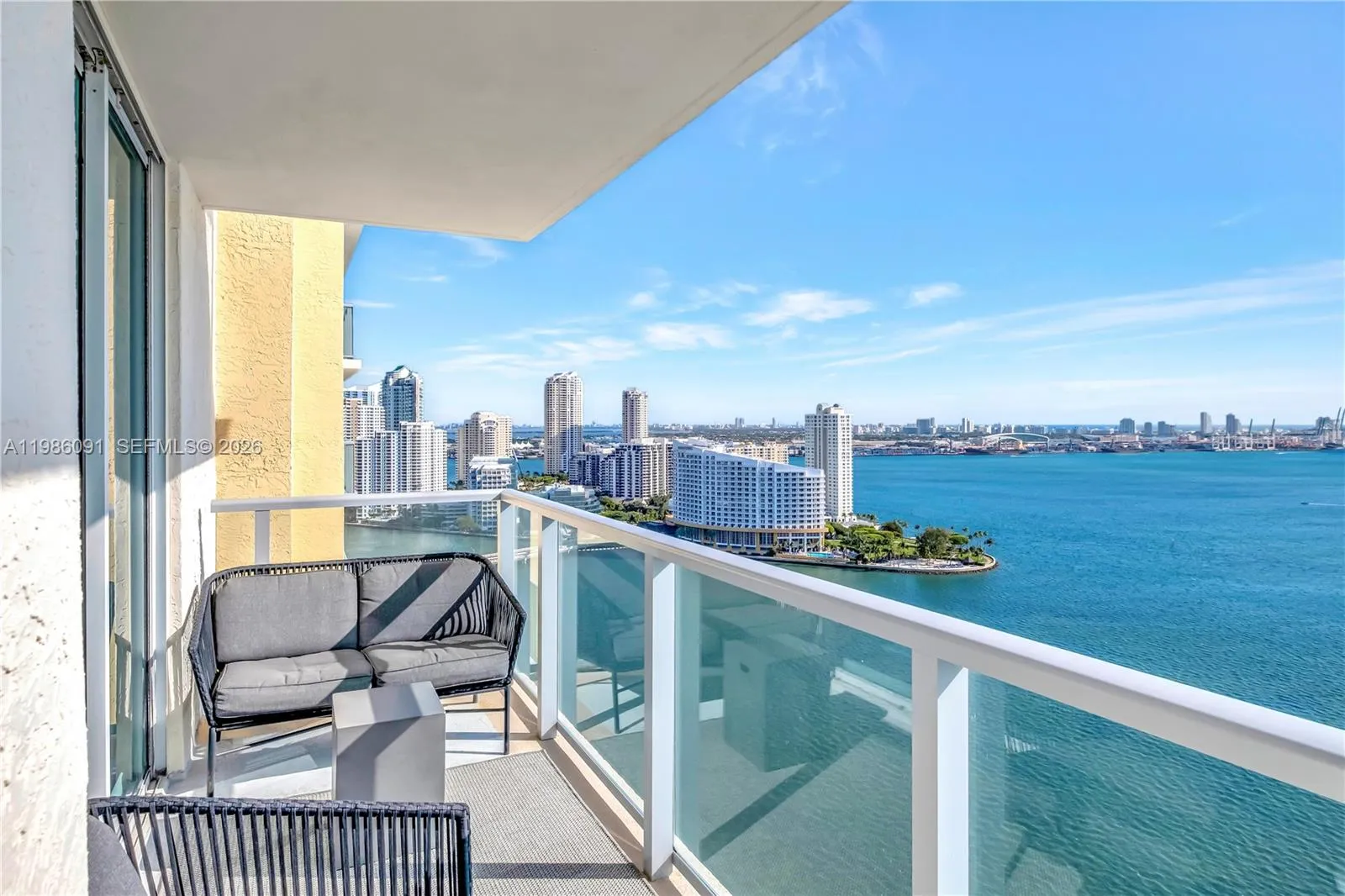 1155 Brickell Bay Dr 3011, Miami, Florida 33131, Miami, Florida 33131, 2 Bedrooms Bedrooms, ,2 BathroomsBathrooms,Residential Lease,For Rent,1155 Brickell Bay Dr 3011, Miami, Florida 33131,A11986091