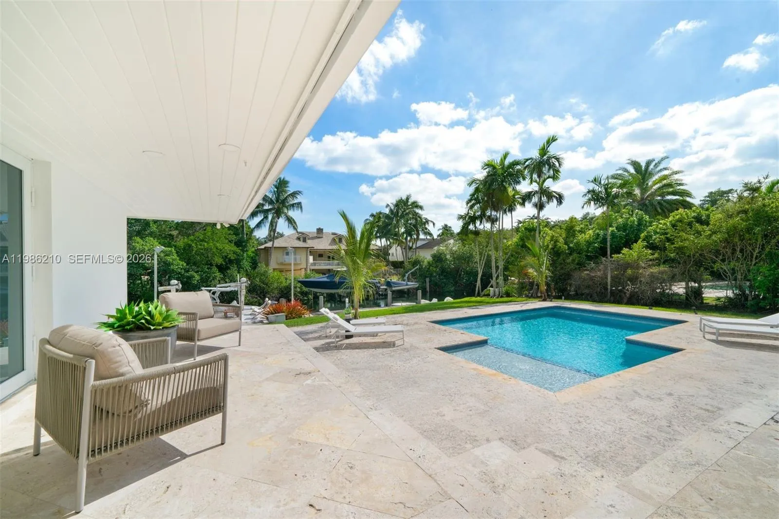 7155 Los Pinos Blvd, Coral Gables, Florida 33143, Coral Gables, Florida 33143, 7 Bedrooms Bedrooms, ,4 BathroomsBathrooms,Residential Lease,For Rent,7155 Los Pinos Blvd, Coral Gables, Florida 33143,A11986210
