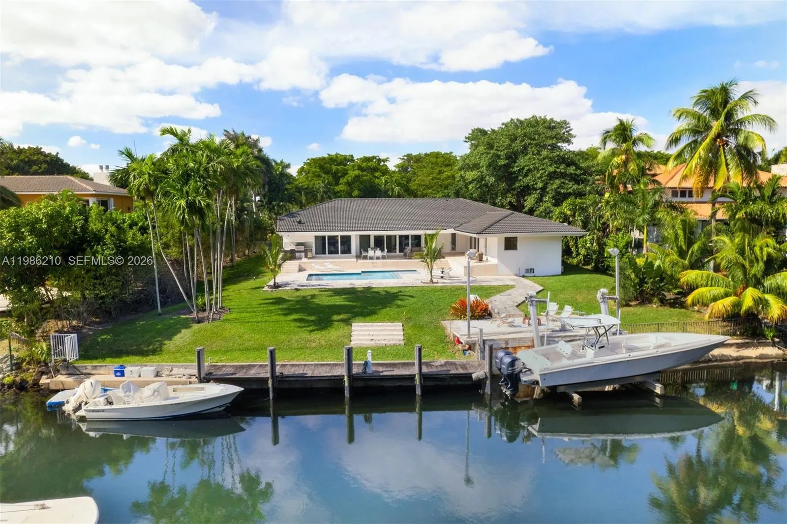 7155 Los Pinos Blvd, Coral Gables, Florida 33143, Coral Gables, Florida 33143, 7 Bedrooms Bedrooms, ,4 BathroomsBathrooms,Residential Lease,For Rent,7155 Los Pinos Blvd, Coral Gables, Florida 33143,A11986210