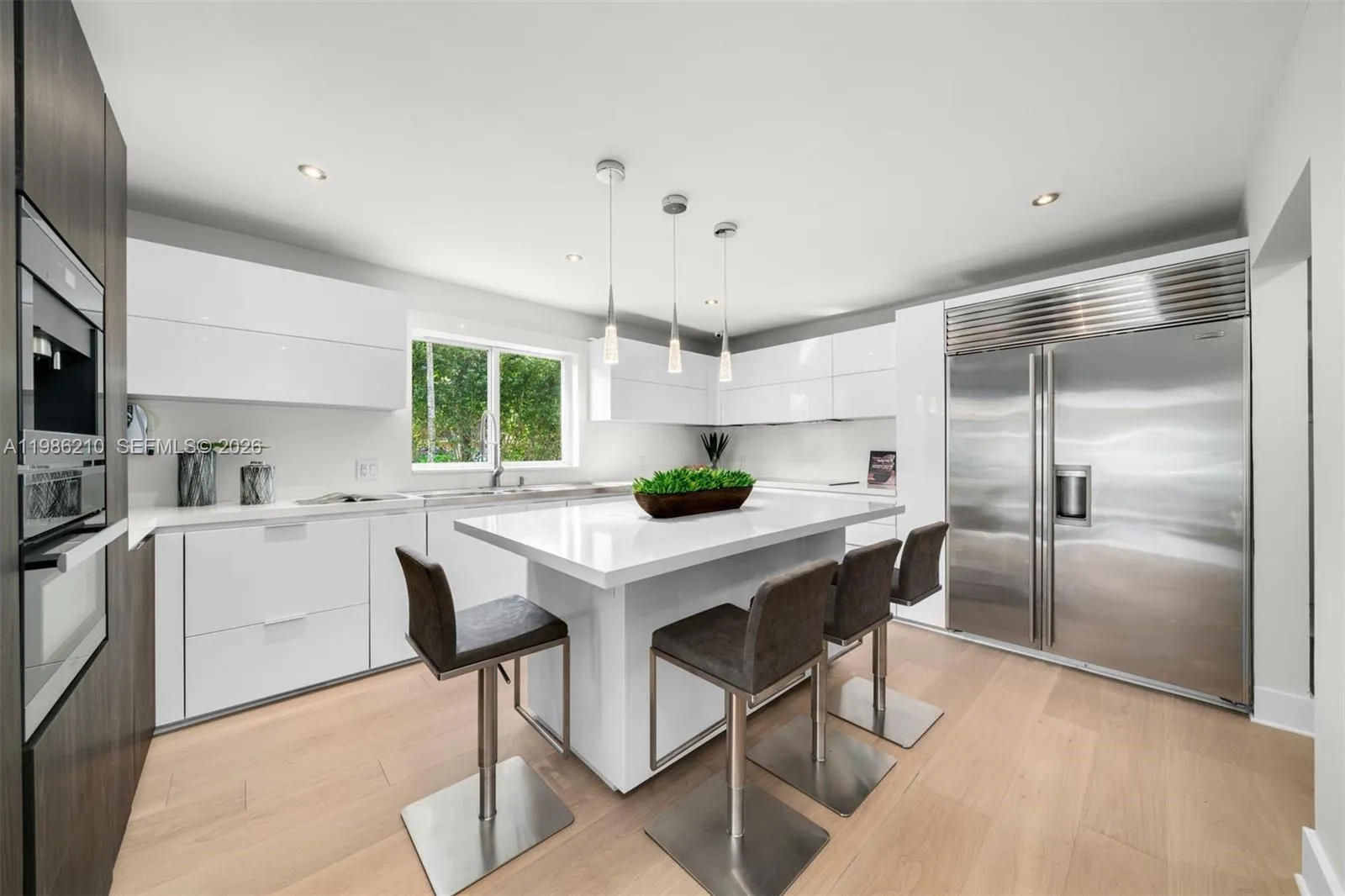 7155 Los Pinos Blvd, Coral Gables, Florida 33143, Coral Gables, Florida 33143, 7 Bedrooms Bedrooms, ,4 BathroomsBathrooms,Residential Lease,For Rent,7155 Los Pinos Blvd, Coral Gables, Florida 33143,A11986210