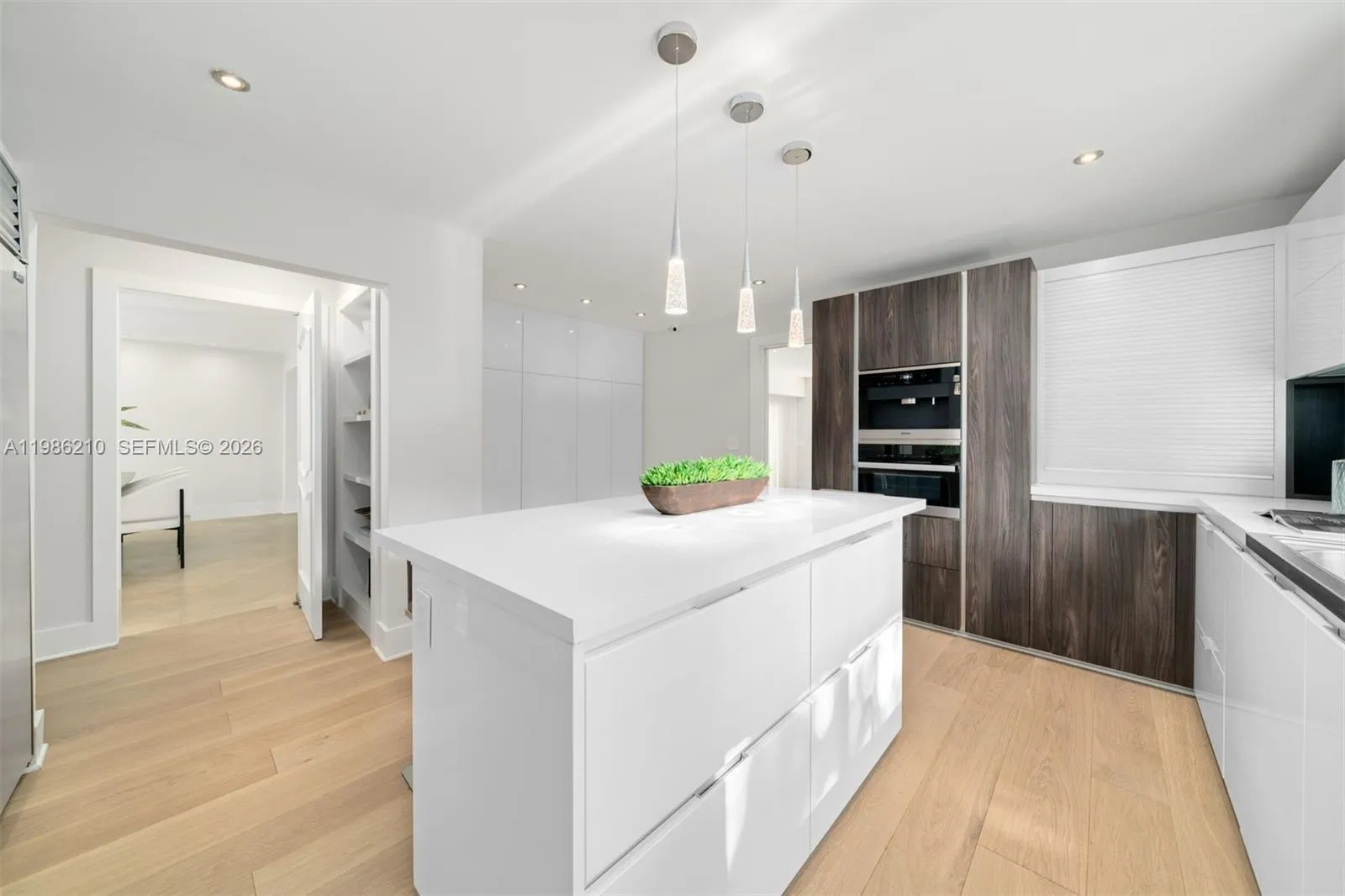 7155 Los Pinos Blvd, Coral Gables, Florida 33143, Coral Gables, Florida 33143, 7 Bedrooms Bedrooms, ,4 BathroomsBathrooms,Residential Lease,For Rent,7155 Los Pinos Blvd, Coral Gables, Florida 33143,A11986210