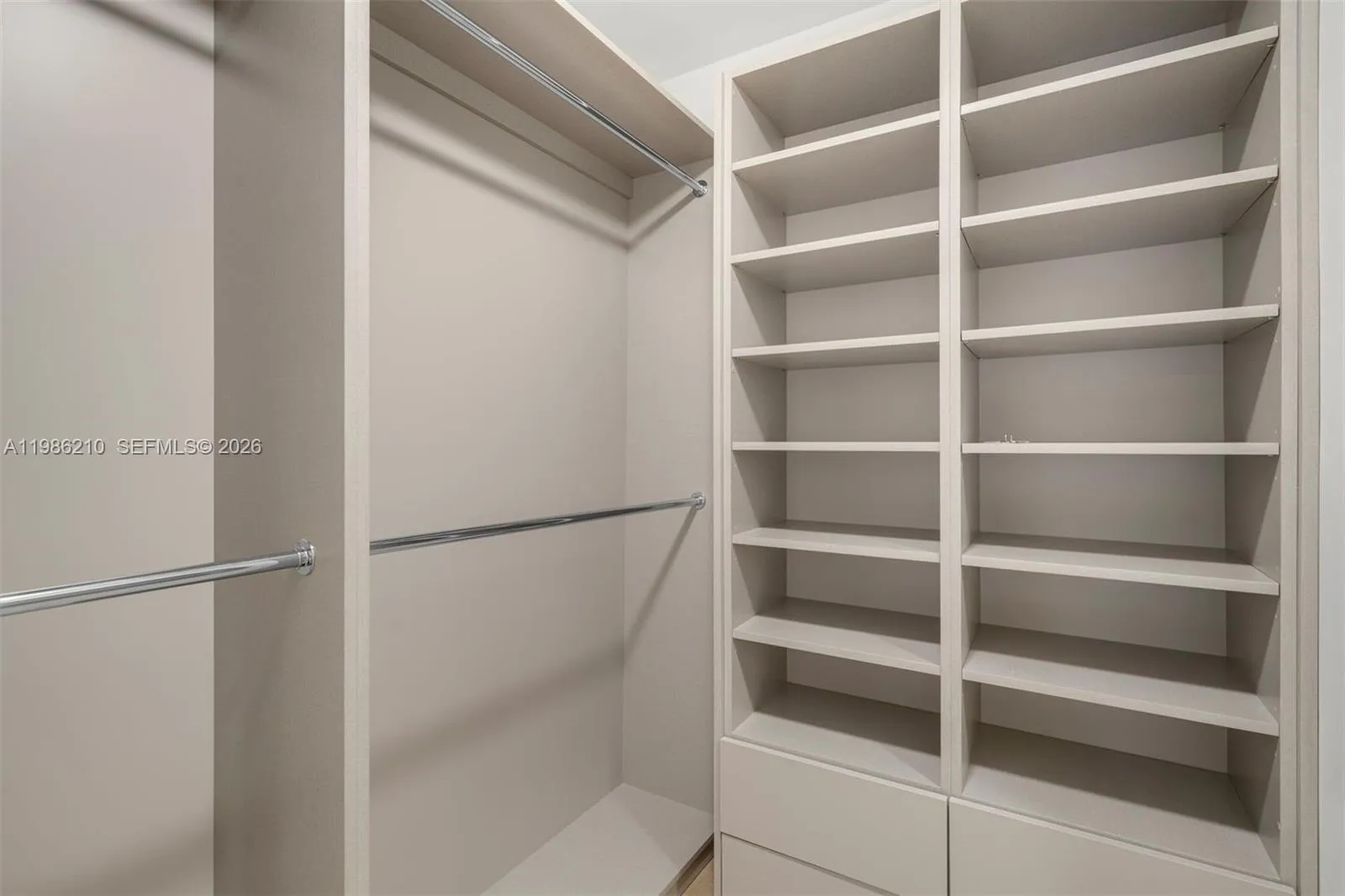 7155 Los Pinos Blvd, Coral Gables, Florida 33143, Coral Gables, Florida 33143, 7 Bedrooms Bedrooms, ,4 BathroomsBathrooms,Residential Lease,For Rent,7155 Los Pinos Blvd, Coral Gables, Florida 33143,A11986210