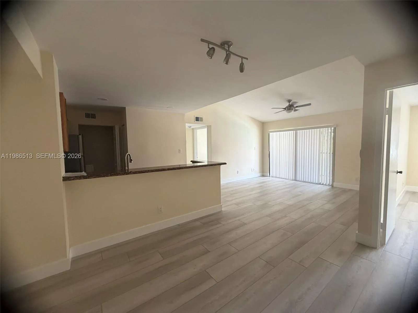 560 S Park Rd 36-7, Hollywood, Florida 33021, Hollywood, Florida 33021, 2 Bedrooms Bedrooms, ,2 BathroomsBathrooms,Residential Lease,For Rent,560 S Park Rd 36-7, Hollywood, Florida 33021,A11986513