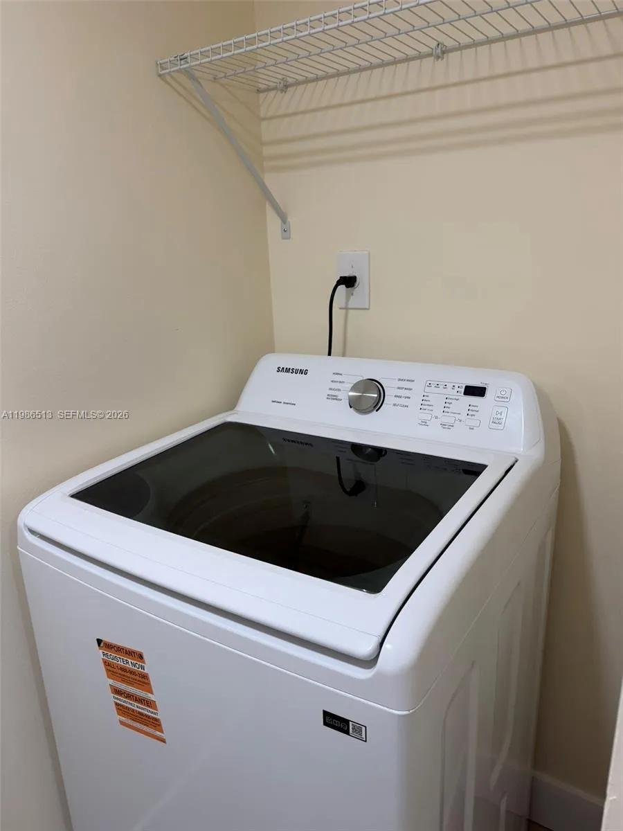 560 S Park Rd 36-7, Hollywood, Florida 33021, Hollywood, Florida 33021, 2 Bedrooms Bedrooms, ,2 BathroomsBathrooms,Residential Lease,For Rent,560 S Park Rd 36-7, Hollywood, Florida 33021,A11986513