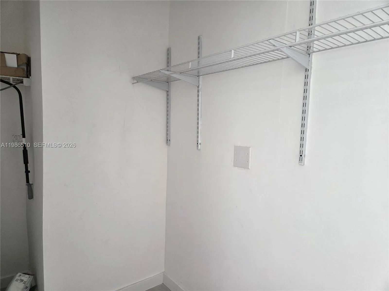 1700 Ne 191st St 100, Miami, Florida 33179, Miami, Florida 33179, 1 Bedroom Bedrooms, ,1 BathroomBathrooms,Residential Lease,For Rent,1700 Ne 191st St 100, Miami, Florida 33179,A11986510