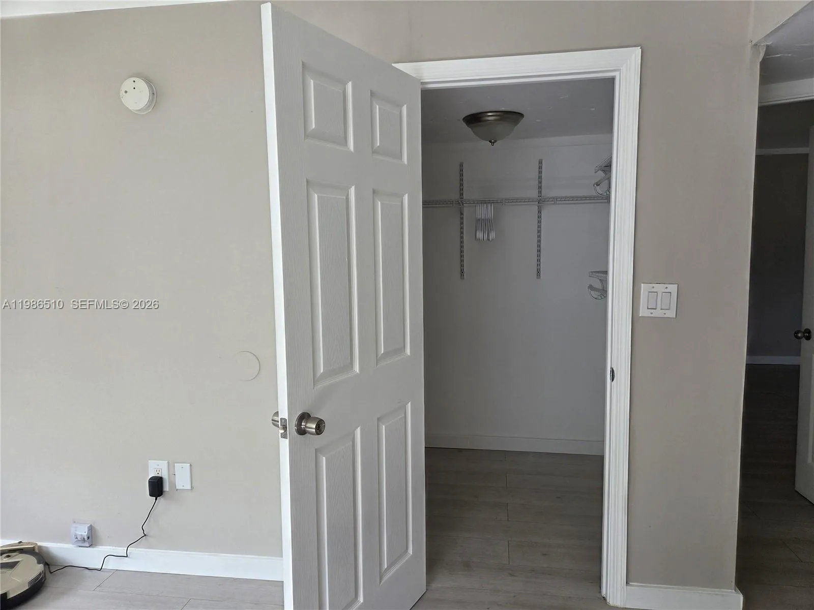 1700 Ne 191st St 100, Miami, Florida 33179, Miami, Florida 33179, 1 Bedroom Bedrooms, ,1 BathroomBathrooms,Residential Lease,For Rent,1700 Ne 191st St 100, Miami, Florida 33179,A11986510