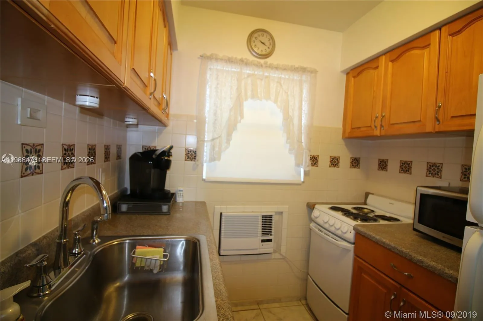 3240 Ne 16th St 3, Pompano Beach, Florida 33062, Pompano Beach, Florida 33062, 1 Bedroom Bedrooms, ,1 BathroomBathrooms,Residential Lease,For Rent,3240 Ne 16th St 3, Pompano Beach, Florida 33062,A11986473