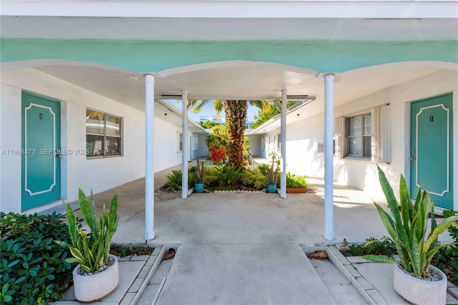 3240 Ne 16th St 3, Pompano Beach, Florida 33062, Pompano Beach, Florida 33062, 1 Bedroom Bedrooms, ,1 BathroomBathrooms,Residential Lease,For Rent,3240 Ne 16th St 3, Pompano Beach, Florida 33062,A11986473