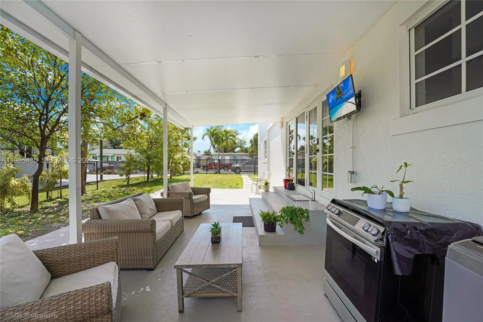 1851 Nw 32nd Ave, Miami, Florida 33125, Miami, Florida 33125, 6 Bedrooms Bedrooms, ,4 BathroomsBathrooms,Residential,For Sale,1851 Nw 32nd Ave, Miami, Florida 33125,A11985430