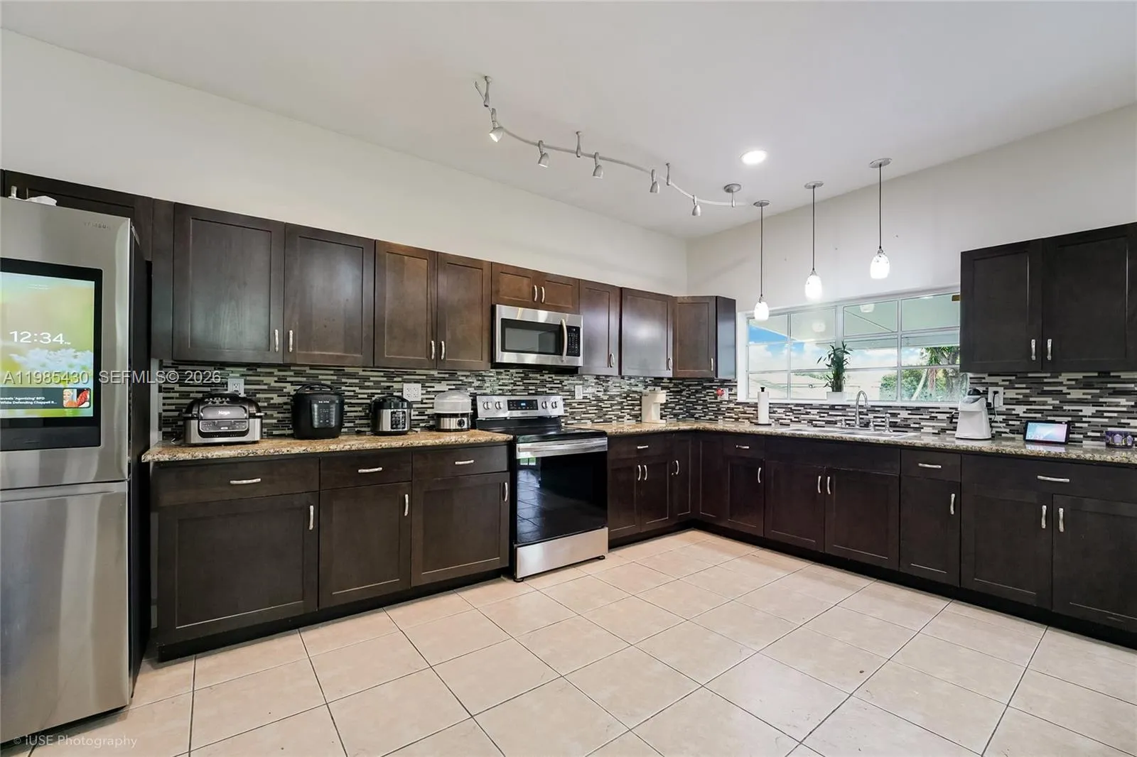 1851 Nw 32nd Ave, Miami, Florida 33125, Miami, Florida 33125, 6 Bedrooms Bedrooms, ,4 BathroomsBathrooms,Residential,For Sale,1851 Nw 32nd Ave, Miami, Florida 33125,A11985430