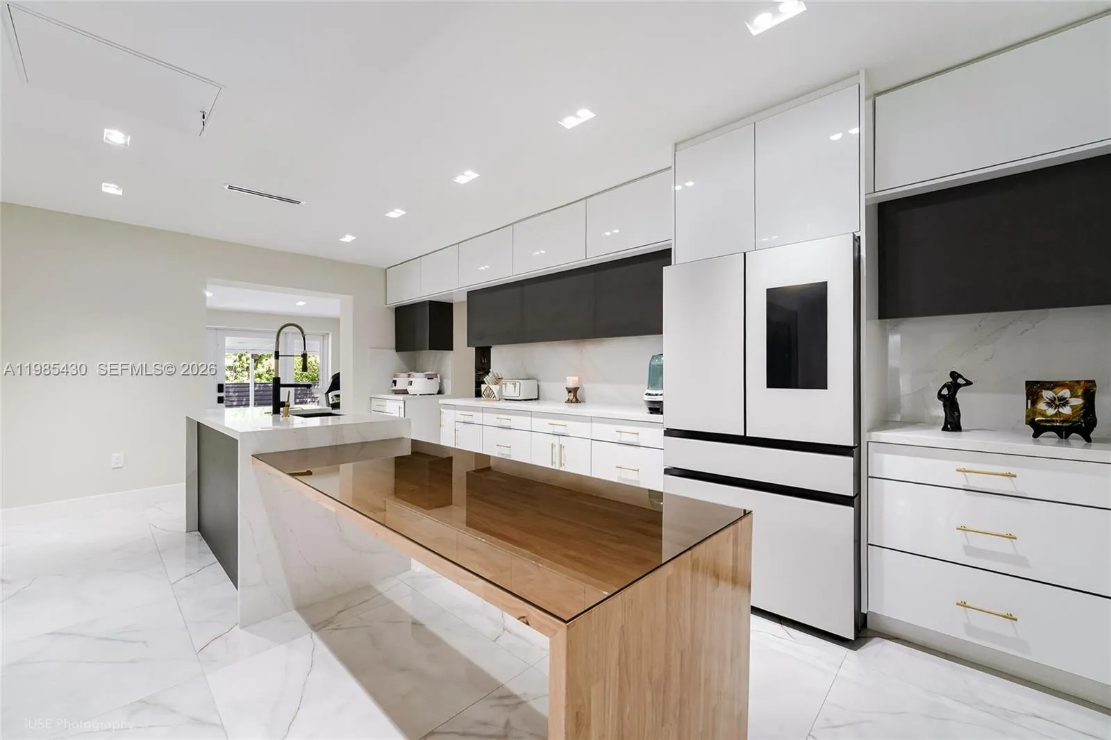 1851 Nw 32nd Ave, Miami, Florida 33125, Miami, Florida 33125, 6 Bedrooms Bedrooms, ,4 BathroomsBathrooms,Residential,For Sale,1851 Nw 32nd Ave, Miami, Florida 33125,A11985430