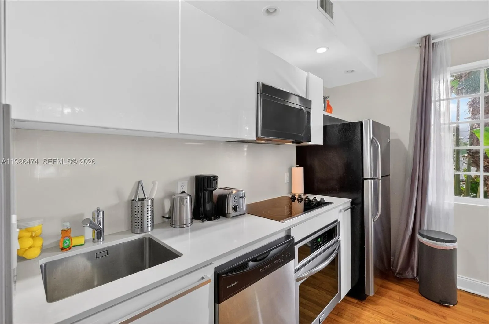 1410 Euclid Ave 2, Miami Beach, Florida 33139, Miami Beach, Florida 33139, 2 Bedrooms Bedrooms, ,2 BathroomsBathrooms,Residential Lease,For Rent,1410 Euclid Ave 2, Miami Beach, Florida 33139,A11986474