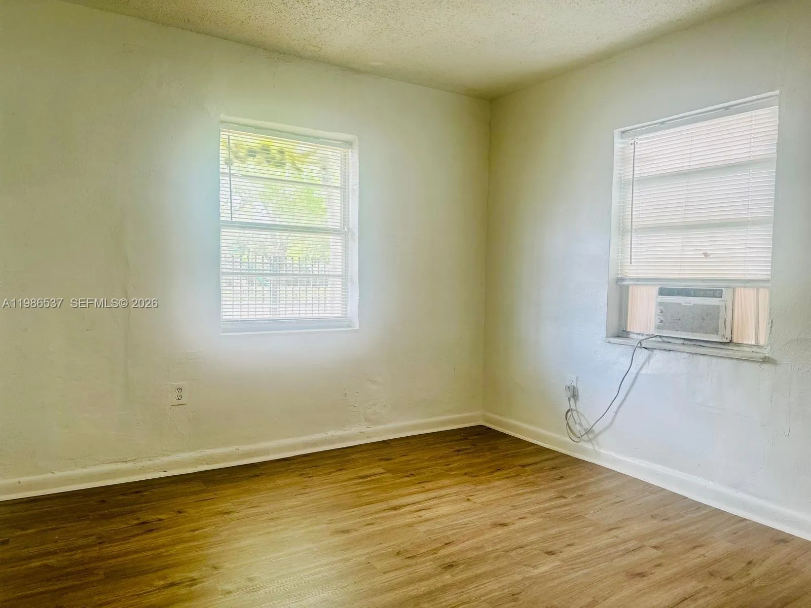 Miami, Florida 33142, 1 Bedroom Bedrooms, ,1 BathroomBathrooms,Residential Lease,For Rent,A11986537