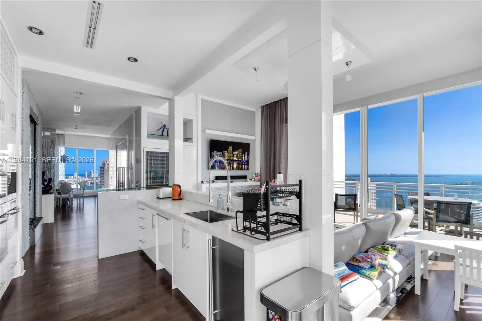 900 Brickell Key Blvd 2904, Miami, Florida 33131, Miami, Florida 33131, 4 Bedrooms Bedrooms, ,4 BathroomsBathrooms,Residential,For Sale,900 Brickell Key Blvd 2904, Miami, Florida 33131,A11984751