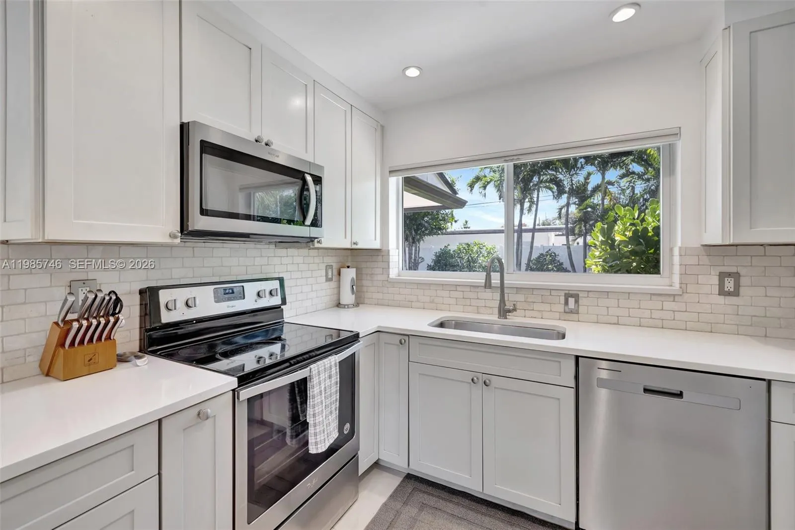 2506 Ne 30th St, Fort Lauderdale, Florida 33306, Fort Lauderdale, Florida 33306, 4 Bedrooms Bedrooms, ,3 BathroomsBathrooms,Residential,For Sale,2506 Ne 30th St, Fort Lauderdale, Florida 33306,A11985746