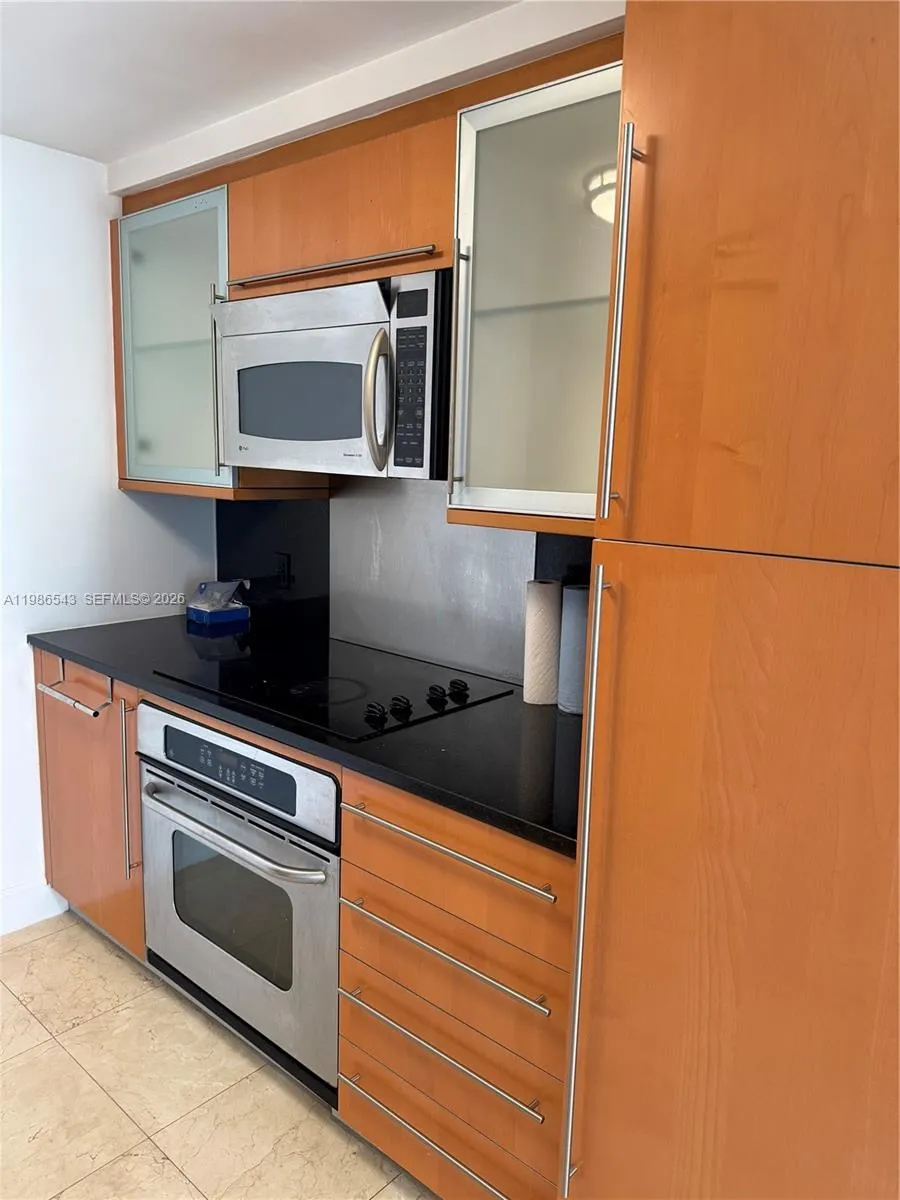 6365 Collins Ave 904, Miami Beach, Florida 33141, Miami Beach, Florida 33141, 1 Bedroom Bedrooms, ,1 BathroomBathrooms,Residential,For Sale,6365 Collins Ave 904, Miami Beach, Florida 33141,A11986543