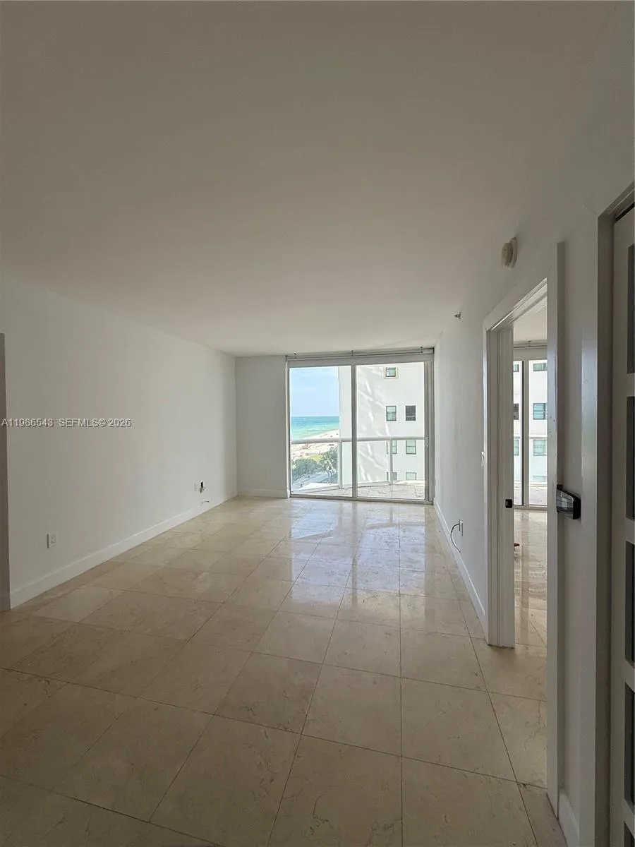 6365 Collins Ave 904, Miami Beach, Florida 33141, Miami Beach, Florida 33141, 1 Bedroom Bedrooms, ,1 BathroomBathrooms,Residential,For Sale,6365 Collins Ave 904, Miami Beach, Florida 33141,A11986543