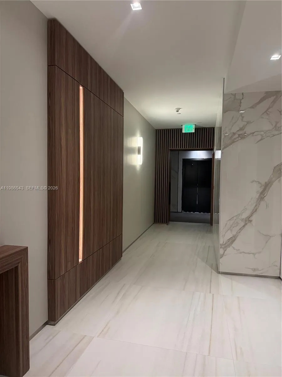 6365 Collins Ave 904, Miami Beach, Florida 33141, Miami Beach, Florida 33141, 1 Bedroom Bedrooms, ,1 BathroomBathrooms,Residential,For Sale,6365 Collins Ave 904, Miami Beach, Florida 33141,A11986543