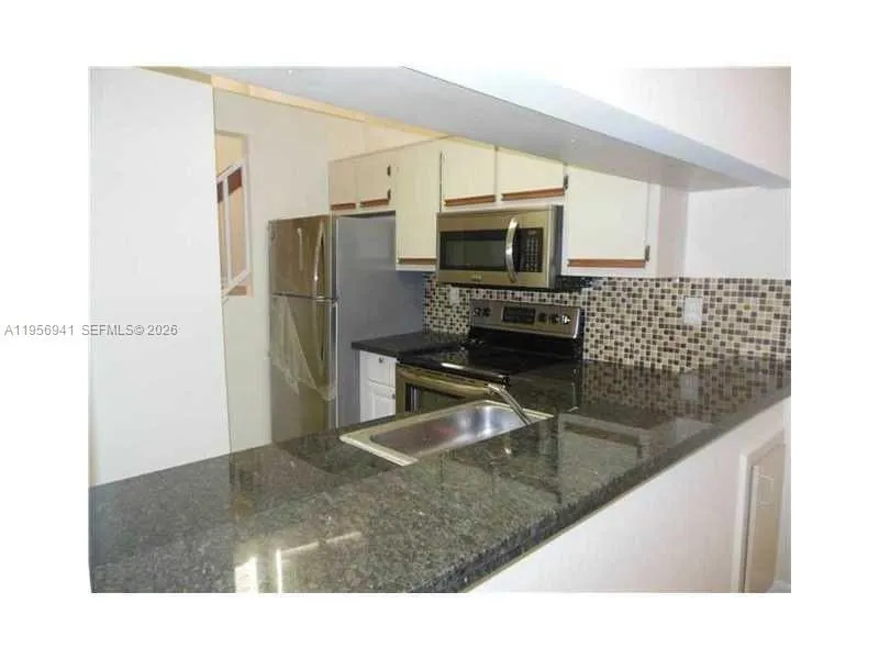 9061 Sw 141st Pl 9061, Miami, Florida 33186, Miami, Florida 33186, 2 Bedrooms Bedrooms, ,2 BathroomsBathrooms,Residential Lease,For Rent,9061 Sw 141st Pl 9061, Miami, Florida 33186,A11956941