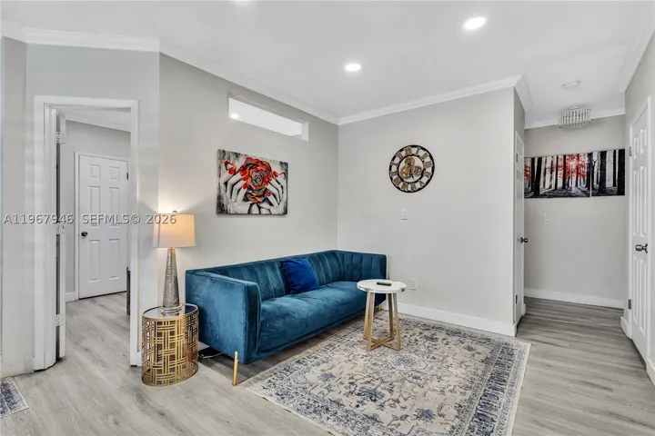 10004 E Bay Harbor Dr 8, Bay Harbor Islands, Florida 33154