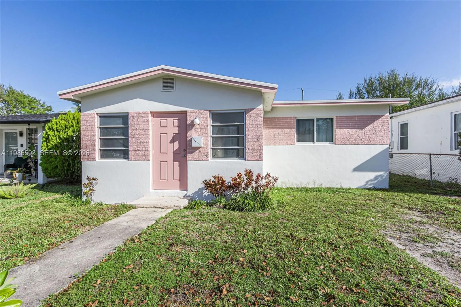 616 Nw 3rd Ct, Hallandale Beach, Florida 33009, Hallandale Beach, Florida 33009, 2 Bedrooms Bedrooms, ,1 BathroomBathrooms,Residential Lease,For Rent,616 Nw 3rd Ct, Hallandale Beach, Florida 33009,A11986593