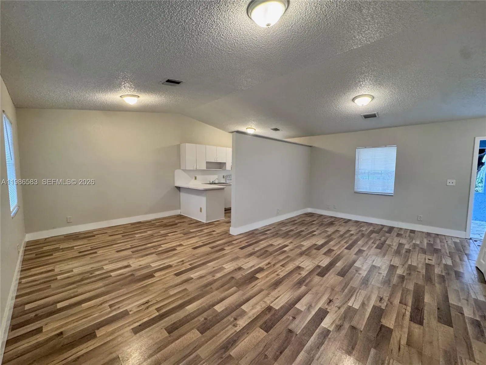 623 Nw 13th Ter, Fort Lauderdale, Florida 33311, Fort Lauderdale, Florida 33311, 2 Bedrooms Bedrooms, ,1 BathroomBathrooms,Residential Lease,For Rent,623 Nw 13th Ter, Fort Lauderdale, Florida 33311,A11986583