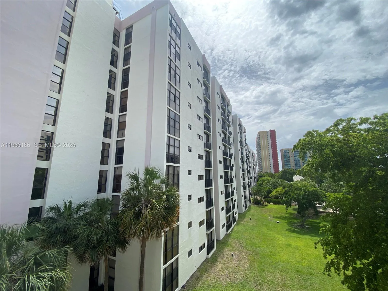 16919 N Bay Rd 902, Sunny Isles Beach, Florida 331, Sunny Isles Beach, Florida 33160, 1 Bedroom Bedrooms, ,1 BathroomBathrooms,Residential Lease,For Rent,16919 N Bay Rd 902, Sunny Isles Beach, Florida 331,A11986186