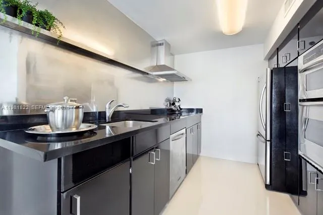 100 Lincoln Road 1511, Miami Beach, Florida 33139, Miami Beach, Florida 33139, 2 Bedrooms Bedrooms, ,2 BathroomsBathrooms,Residential,For Sale,100 Lincoln Road 1511, Miami Beach, Florida 33139,A11981822