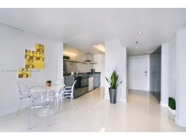 100 Lincoln Road 1511, Miami Beach, Florida 33139, Miami Beach, Florida 33139, 2 Bedrooms Bedrooms, ,2 BathroomsBathrooms,Residential,For Sale,100 Lincoln Road 1511, Miami Beach, Florida 33139,A11981822